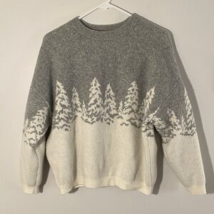 Loft Women’s Sweater Medium Petite Grey White Long Sleeve Winter Design